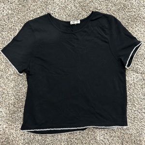 Black Cropped Tee